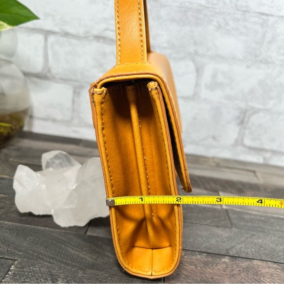 Matt & Nat small Satchel bag - Picture 9 of 11